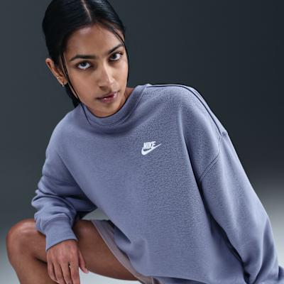 Nike Sportswear Club Fleece Women's Loose Crew-Neck Sweatshirt