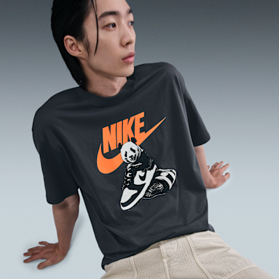 Nike Sportswear Men's T-Shirt