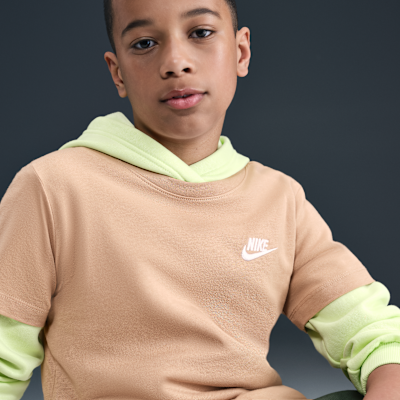 Nike Sportswear Older Kids' T-Shirt
