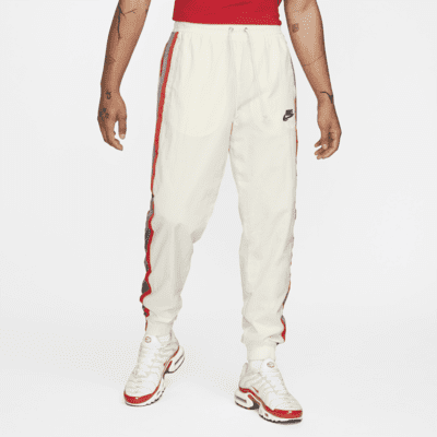 Woven Unlined Tracksuit Bottoms. Nike LU