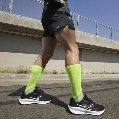 Tenis de correr en pavimento para hombre Nike Downshifter 13