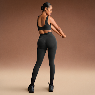 NikeSKIMS Vintage Seamless Women's Scoop Bra