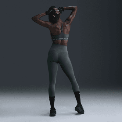 Brassière de sport réglable rembourrée à maintien léger Nike Indy pour femme