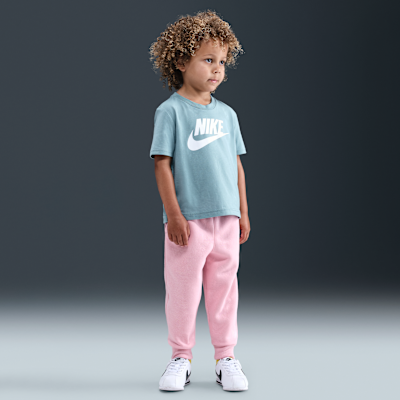 Nike Sportswear Club