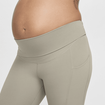 Shorts de ciclismo de maternidad de tiro alto de 20 cm de sujeción ligera con bolsillos para mujer Nike Zenvy (M)