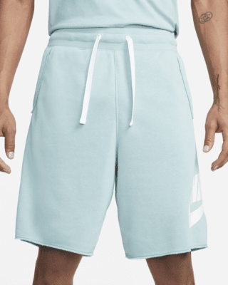 Nike Club Alumni Herrenshorts aus French Terry. Nike DE