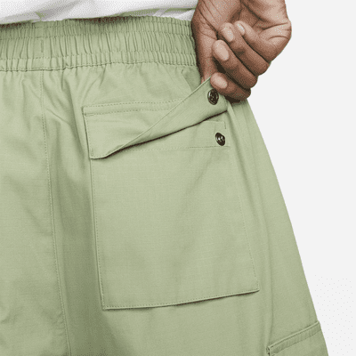 Nike Club Men's Woven Cargo Shorts