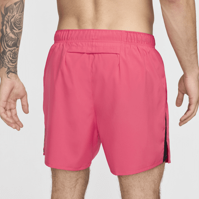 Shorts de correr Dri-FIT de 13 cm con forro de ropa interior para hombre Nike Challenger