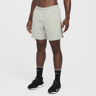 Löparshorts Nike Challenger Dri-FIT 2-in-1 18 cm för män