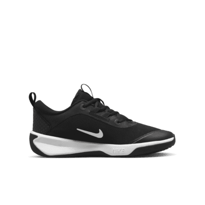 Παπούτσια για κλειστά γήπεδα Nike Omni Multi-Court για μεγάλα παιδιά