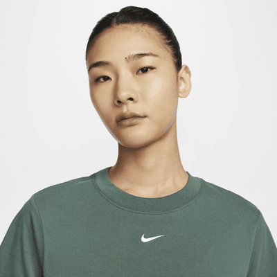 เสื้อยืดผู้หญิง Nike Sportswear