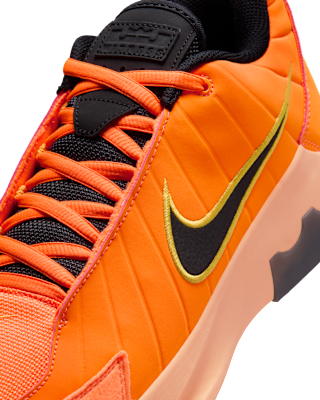 LeBron Witness IV EP