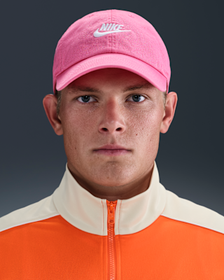Женская кепка Nike Club Unstructured Futura Wash Cap