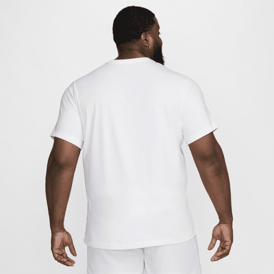 T-shirt da tennis NikeCourt – Uomo