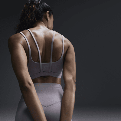 Bra deportivo de baja sujeción con almohadilla para mujer Nike Zenvy Strappy