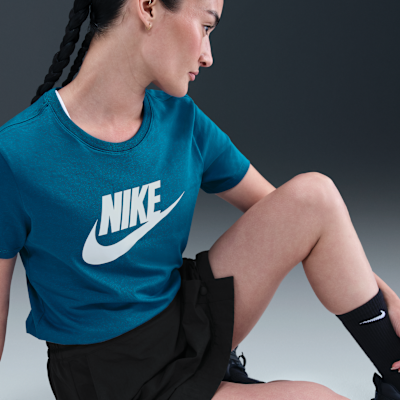 Nike Sportswear Essentials Women's Logo T-Shirt