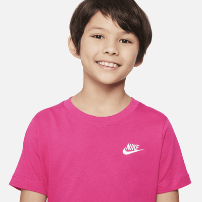 Nike Sportswear Older Kids' T-Shirt