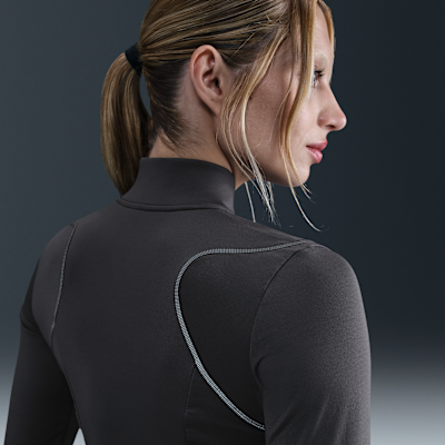 Nike Swift Women's Therma-FIT ADV 1/4-Zip Running Top with Reflective Accents