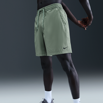 Nike Form vielseitige Dri-FIT Herrenshorts ohne Futter (ca. 18 cm)