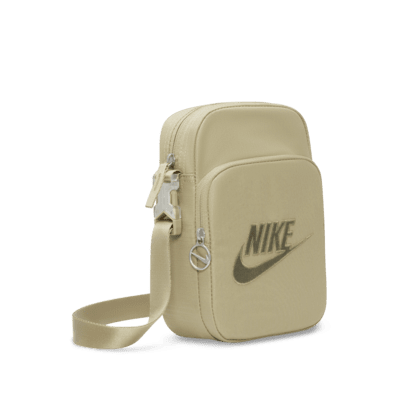 Bolsa bandolera Nike Heritage (4 L). Nike.com