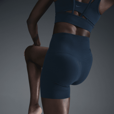 Shorts de ciclismo de cintura alta de 13 cm con sujeción suave para mujer Nike Zenvy