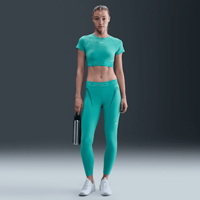 Nike Pro