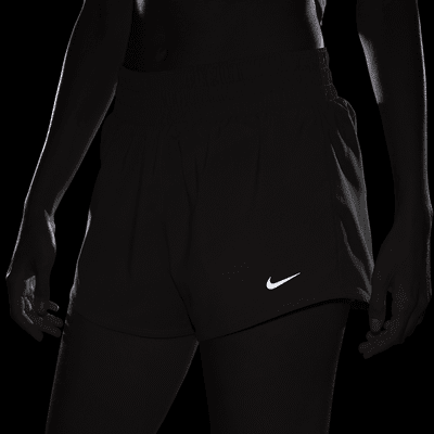 Shorts con forro de ropa interior Dri-FIT de tiro medio de 8 cm para mujer Nike One