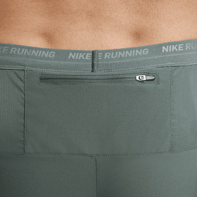 Short de running 2-en-1 18 cm Dri-FIT Nike Stride pour homme