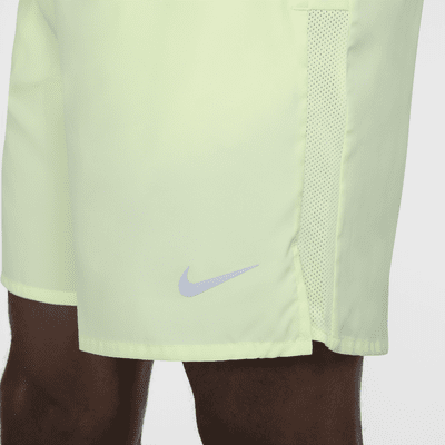 Short de running avec sous-short intégré 18 cm Dri-FIT Nike Challenger pour homme