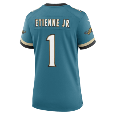 Jersey de fútbol para el día del partido de la NFL Nike para mujer Travis Etienne Jr. Jacksonville Jaguars