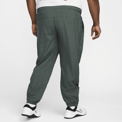 Pants Dri-FIT entallados versátiles para hombre Nike Form