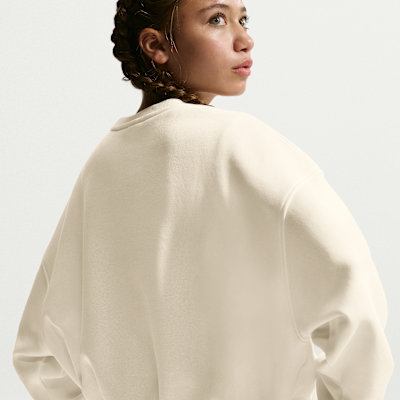 Nike Sportswear Club Fleece Older Kids' (Girls') Boxy Crew-Neck Sweatshirt