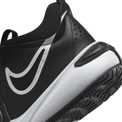 Nike Team Hustle D 11 Younger Kids' Shoes