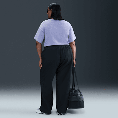 Nike Sportswear Essential Women's T-Shirt (Plus Size)