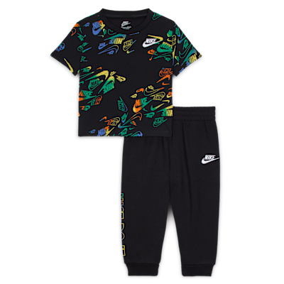 Conjunto de playera y pants Reveal Printed para bebé (12-24M) Nike Sportswear