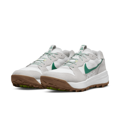 Nike ACG Lowcate Shoes. Nike JP