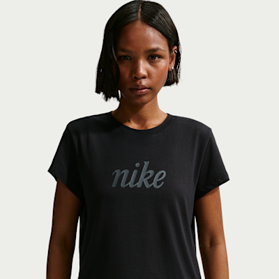 Nike Sportswear Club Women's Short-Sleeve T-Shirt