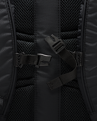 Nike Sportswear Commute 系列