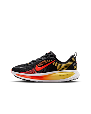 Детские кроссовки Nike Vomero 18 Big Kids' Road для бега