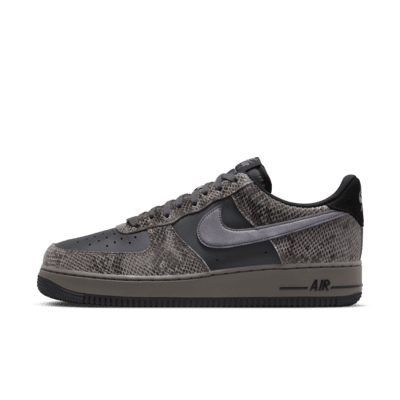 Nike Air Force 1 '07 LV8