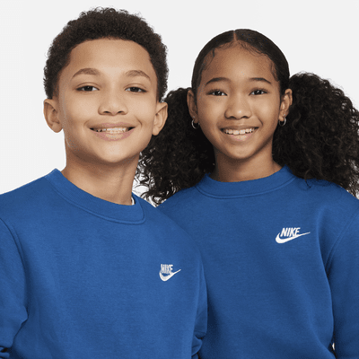 Nike Sportswear Club Fleece Older Kids' Sweatshirt. Nike UK