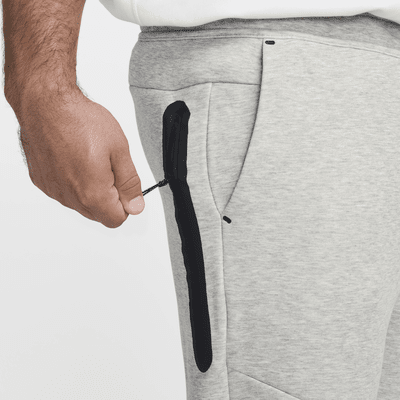 Joggers de tejido Fleece para hombre Nike Tech