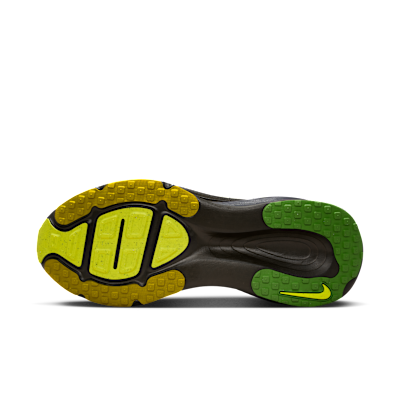 Nike Vomero 18 SE Women's Road Running Shoes