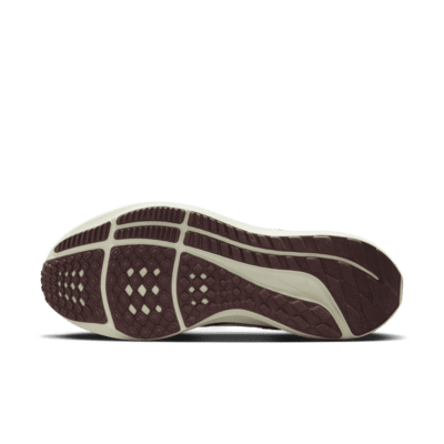 Nike Pegasus 40 | Image 1
