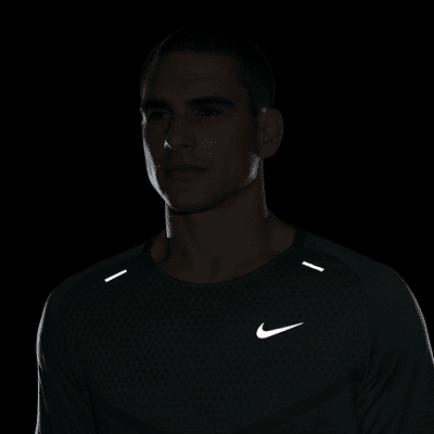 Nike TechKnit Nike Dri-FIT ADV Kurzarm-Laufoberteil für Herren