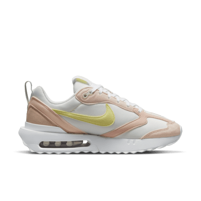 nike international womens trainers