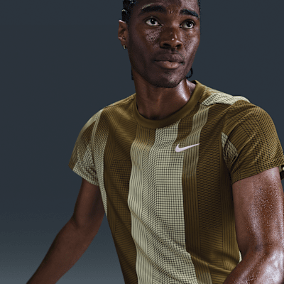 NikeCourt Victory Men's Dri-FIT Tennis Top