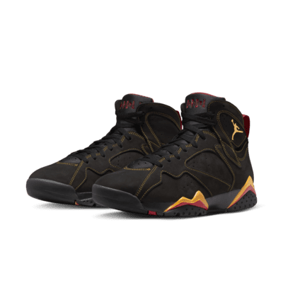 Air Jordan 7 Retro Men's Shoes. Nike JP