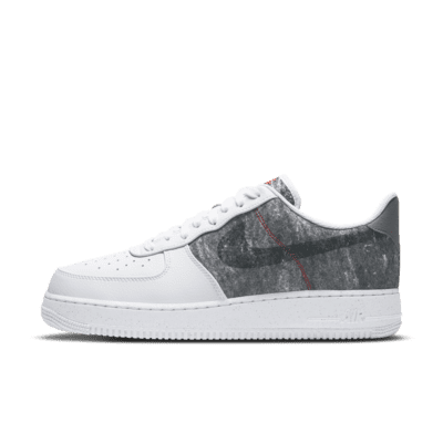 Nike Air Force 1 '07 LV8