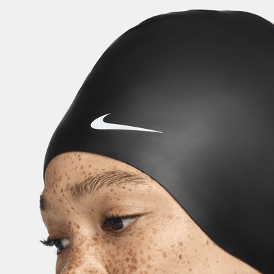 Gorra de baño para cabello voluminoso Nike Swim